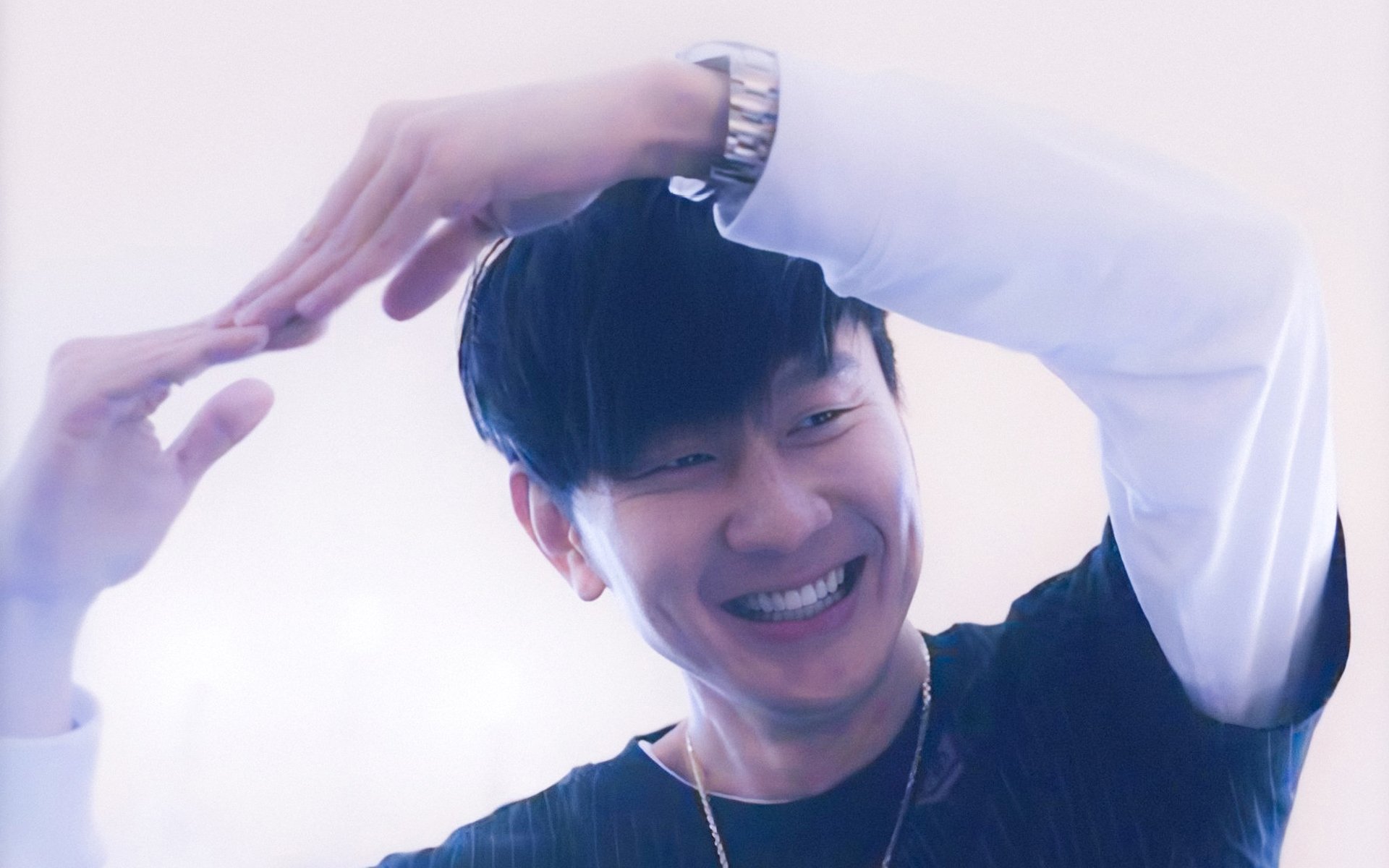 阿莱克西蝶泳决赛表现近乎零失误，阿莱克西亚唱的歌